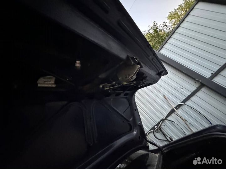 Крышка багажника приора Цвет синийПерсей