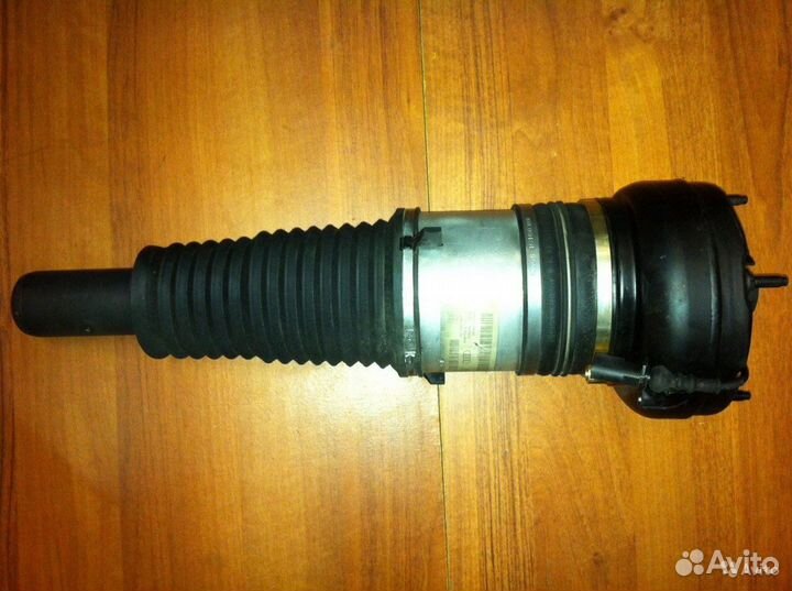 Передняя пневмостойка для Audi A7 A6C7