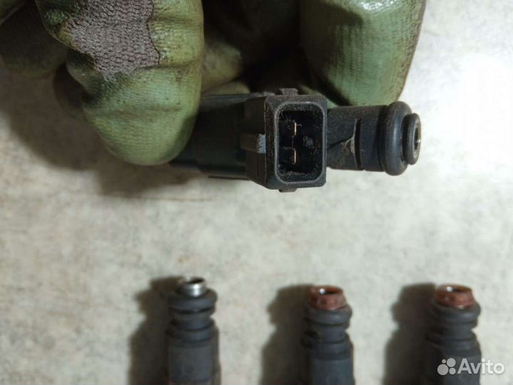 Форсунка Ford Focus 1 0280155819