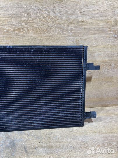 Радиатор кондиционера VW Passat B5 + W8 128463