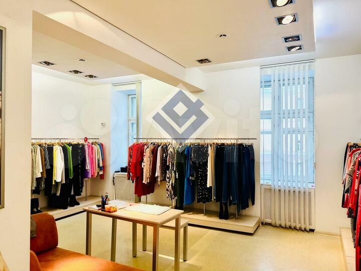 1,2 этаж, 1-я линия, отдельны вход