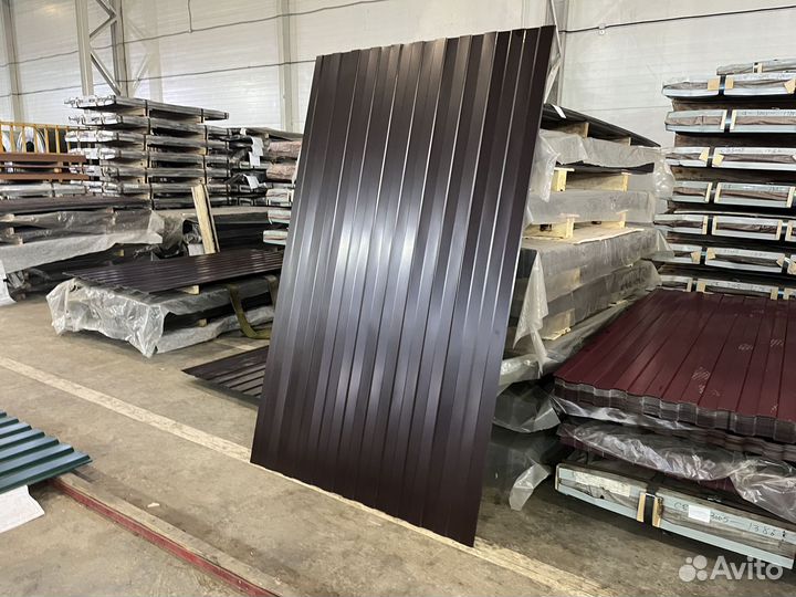 Профнастил C8 коричневый