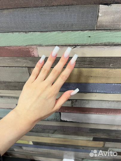 Маникюр, наращивание, укрепление и покрытие ногтей