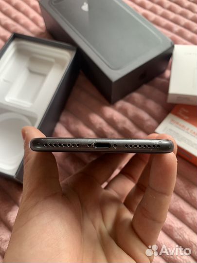 Телефон iPhone 8 Plus 64Gb Black