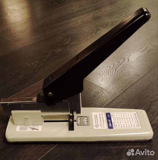 Степлер Heavy Duty Stepler