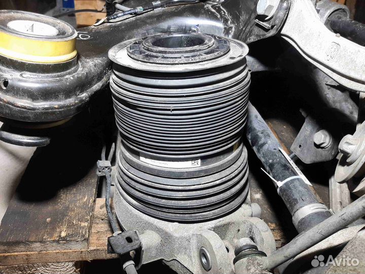 Пневмоподушка Maserati Levante