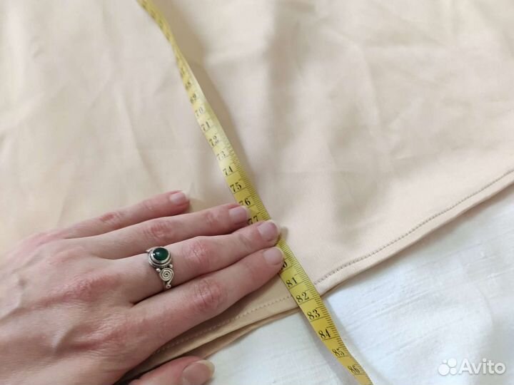 Юбка атласная sela бежевая 44 46 Блузка белая