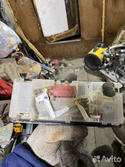 Дозатор диспенсер