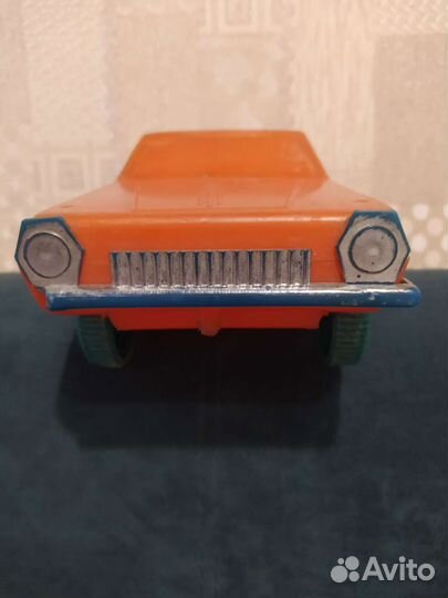 Машина. Дутыш.Игрушка СССР