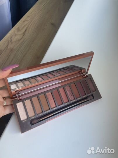 Тени для век urban decay