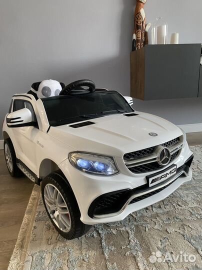 Детский электромобиль Mercedes-Benz