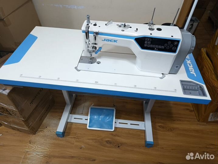 Швейная машина Jack JK-A4E-HQ (со столом комплект)