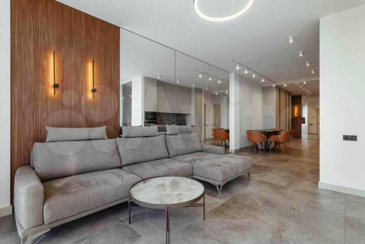 2-к. квартира, 95 м², 15/23 эт.