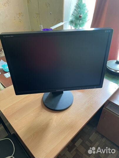 Монитор samsung245t