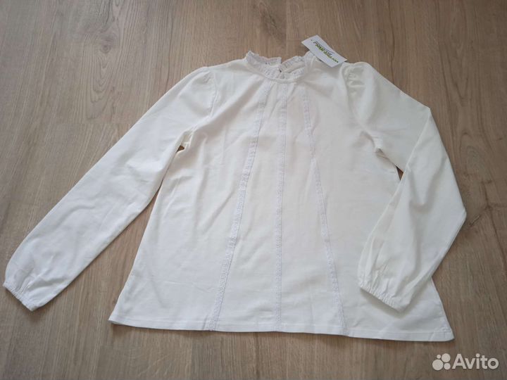 Блузка школьная новая 152