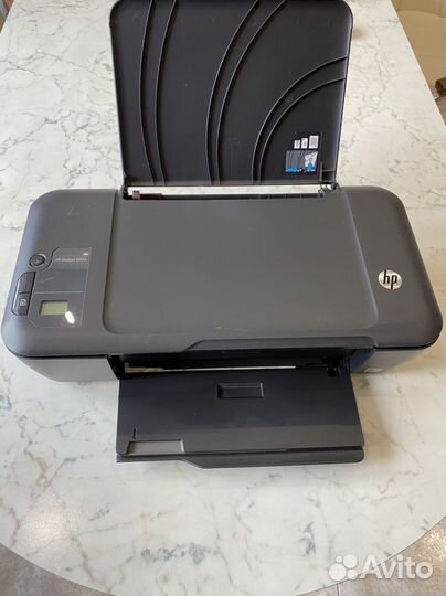 Принтер HP DeskJet 2000