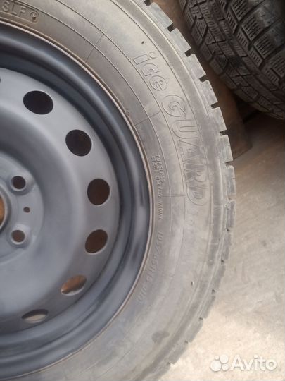 Подаю резину на дисках