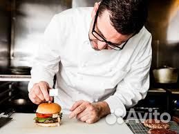 Помощник повара(без опыта, подработка ) в Бургерну