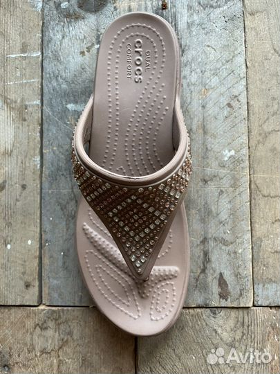 Шлепанцы crocs