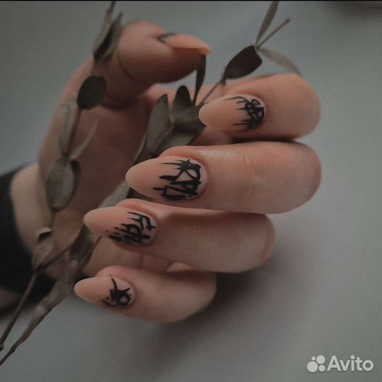 Маникюр наращивание ногтей