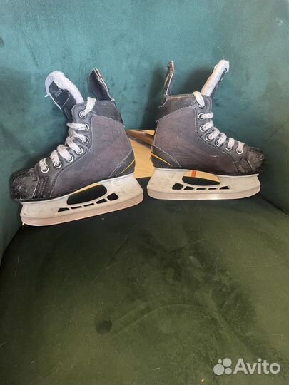 Коньки хоккейные Bauer