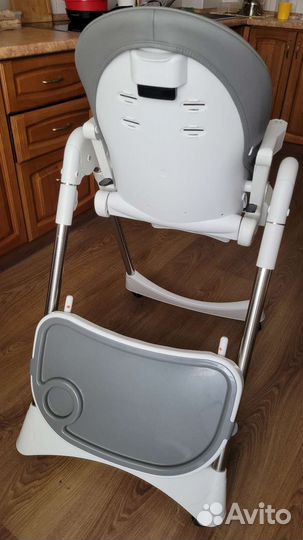 Стульчик для кормления tommy bon appetit
