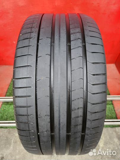 Pirelli P Zero PZ4 275/35 R20