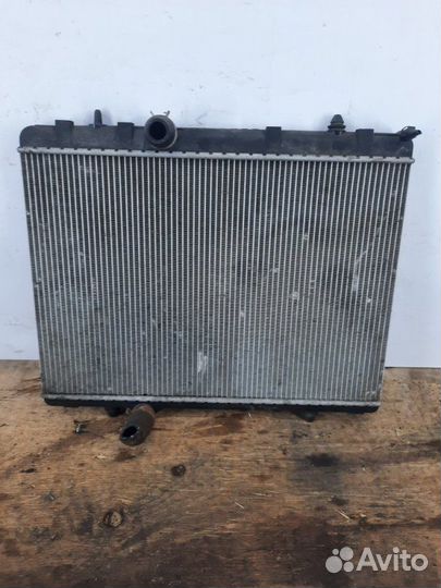 Радиатор основной Citroen C5 хэтчбэк 5 дв. 1.6 9HZ