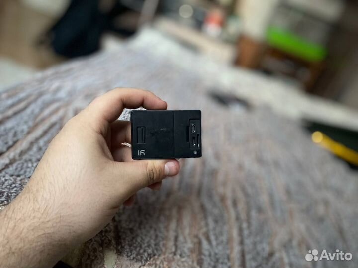 Продаю экшн-камеру Xiaomi Yi Action Camera Basic E
