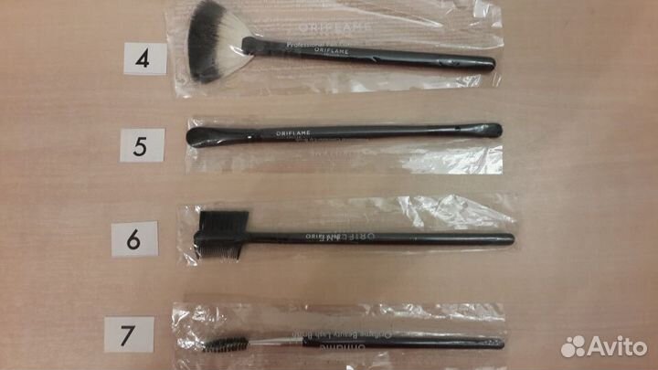 Кисти для пудры румян ресниц Спонжи Губки Орифлейм