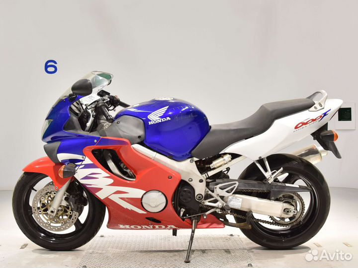 Мотоцикл Honda CBR600F 2000 г