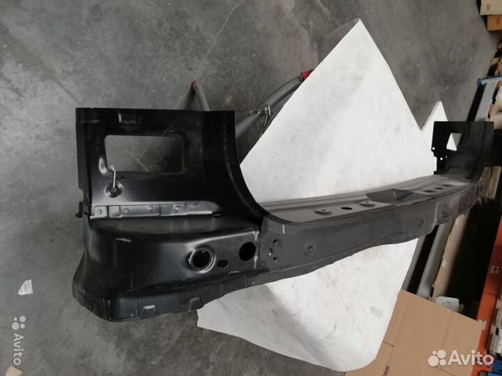 Панель багажника Mitsubishi 5257A759 Pajero Sport