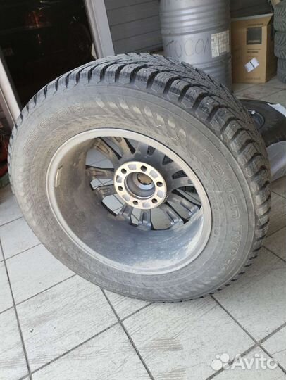 Nokian Tyres Hakkapeliitta 9 SUV 265/60 R18 114T