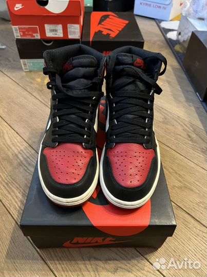 Air Jordan Retro 1 Bred Toe 8.5us кроссовки