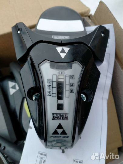 Крепления для горных лыж fisher