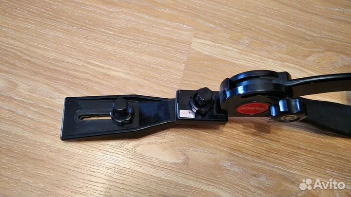 Плечевой упор для фото и видеокамеры