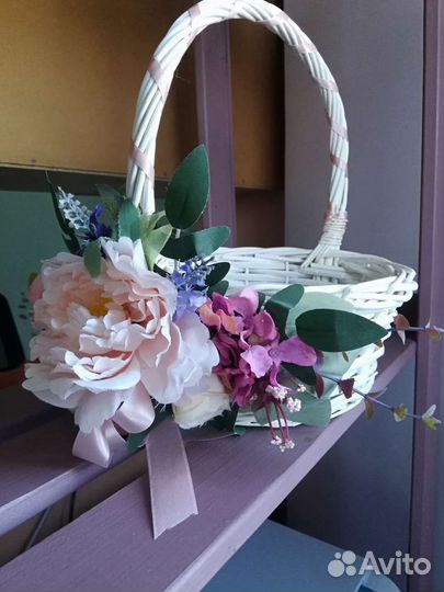 Корзина праздничная