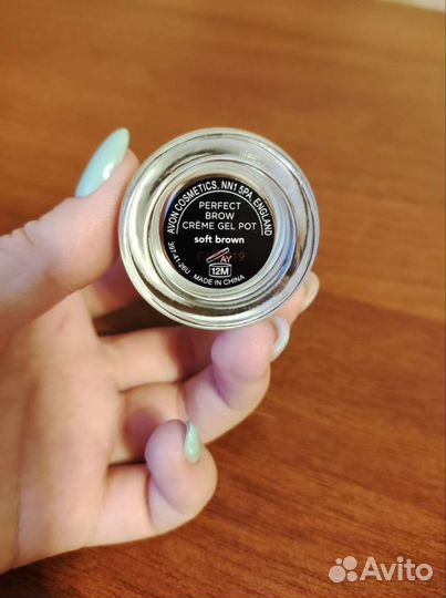 Подводка-помадка для бровей Mark (Avon)soft brown