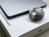 MacBook Air 13 (2020 M1) Space Gray 256гб новый