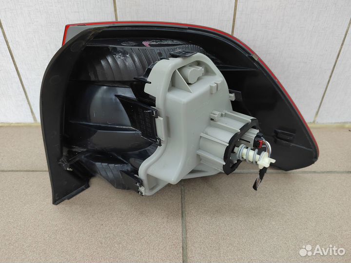 Фонарь задний левый оригинал VW Polo Sedan