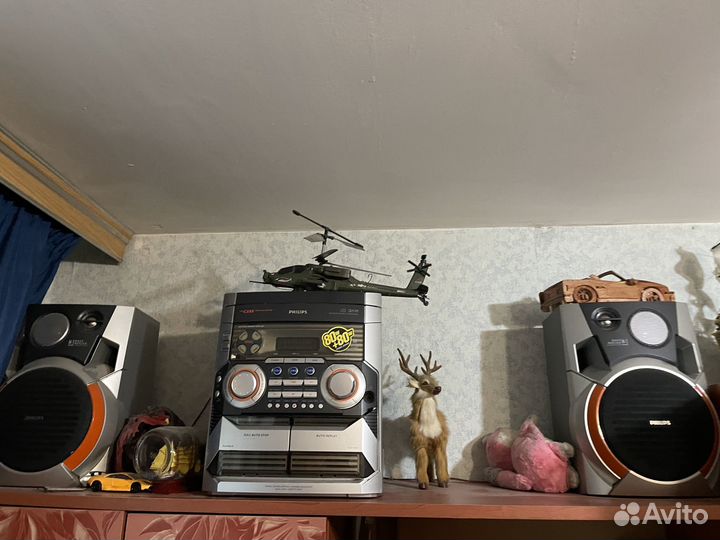 Музыкальный центр