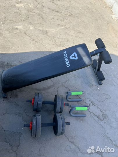 Скамья для пресса и гантели