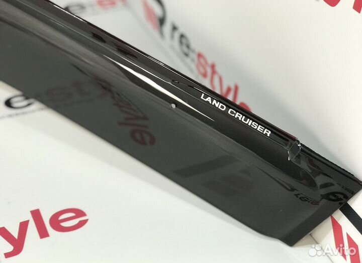 Ветровики Toyota Land Cruiser 200