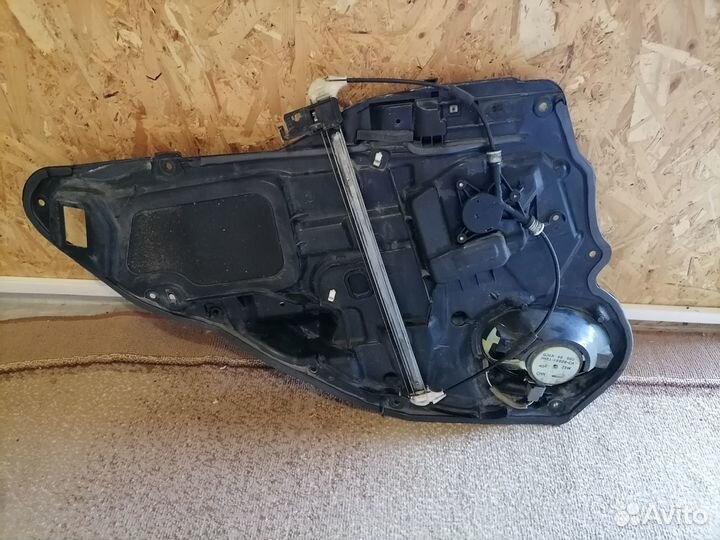 Стеклоподъемник задний правый Mazda 6 GG