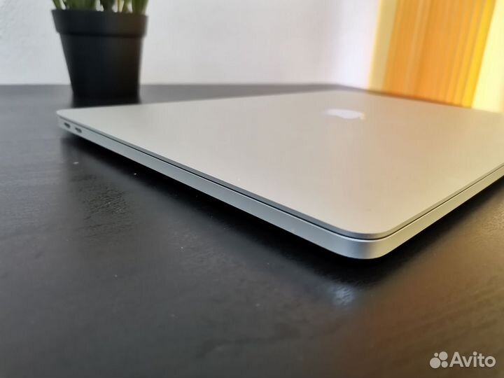 Macbook Pro 13 2017 A1708