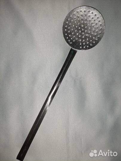 Соковыжималка (пресс), пепельница и кух.принадлежн