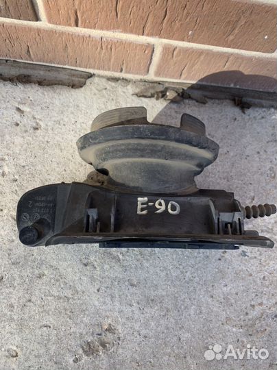 Защитный кожух бака бмв е90