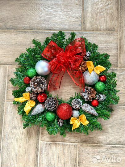 Рождественский венок на дверь