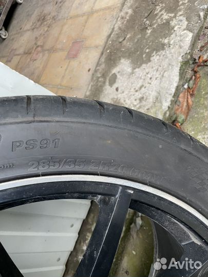 Kumho Ecsta PS91 255/40 R20 и 285/35 R20