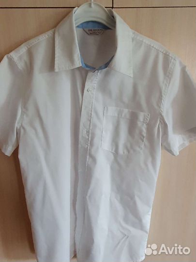 Рубашка новая для мальчика, с коротким рукавом
